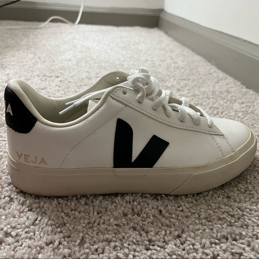 Veja Campo Sneakers Size 7 (EU 38)